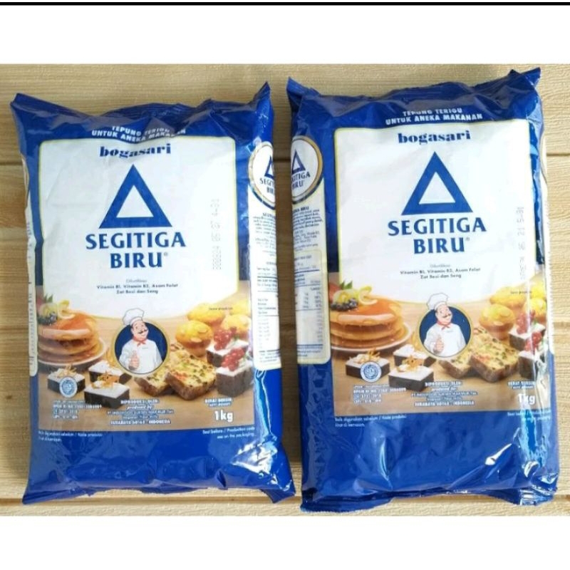 

tepung segitiga biru premium 1 kg