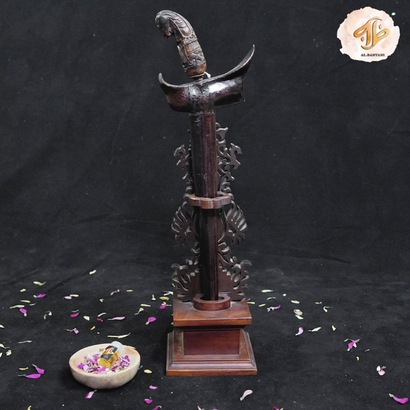 Jagrak Stand Keris Ukir Bali
