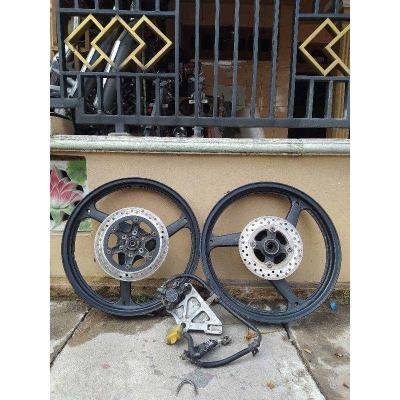 VELG ENKAI RING 18 ORIGINAL TIGER REVO SET DEPAN BELAKANG SIAP PAKAI