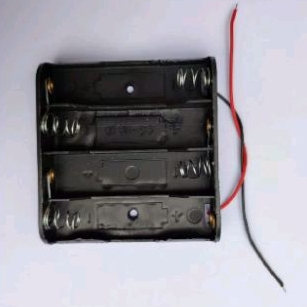 Tempat Baterai AA isi 4 Holder Baterai AA