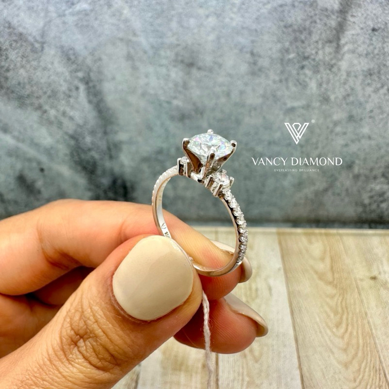 CINCIN EMAS 18K (WHITE GOLD) BERLIAN MOISSANITE 1.00 CARAT