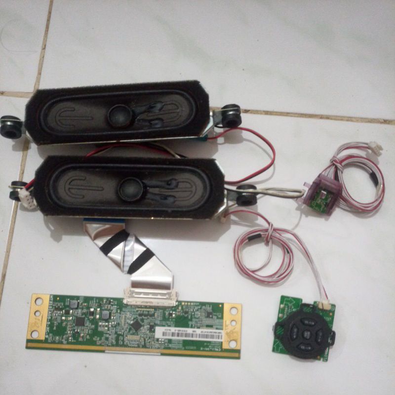 Part TV LED Panasonic TH32D302G Sensor IR TH32D302G, Tombol TH32D302G, Speaker TH32D302G, Tcon TH32D