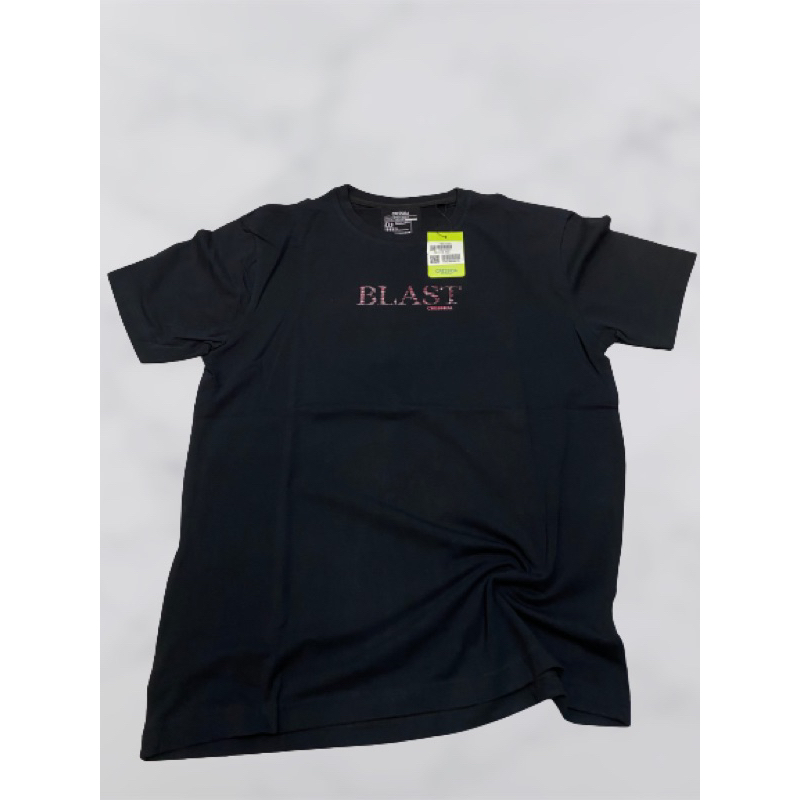 KAOS PRIA OBLONG CRESSIDA