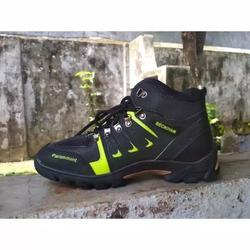SEPATU GUNUNG KULIT PRIA MERK BECKHAM PARAMOUNT