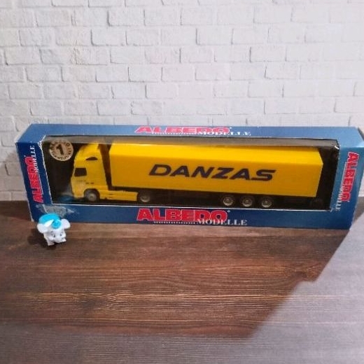 Albedo Truck Danzas 1/87