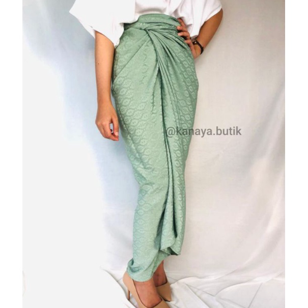 ↕➨⁑✲ Rok lilit polos // rok serut // kain lilit polos // kain dobi timbul // viscose // rok // rok l