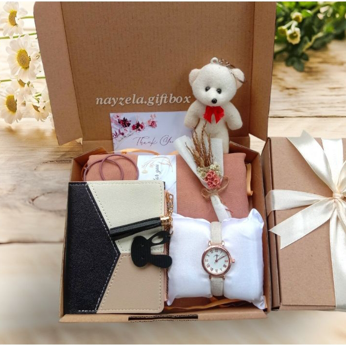 

SRWF8248 XC26619 kado ulang tahun cewek hampers box aesthetic kado wisuda / hampers cewek murah