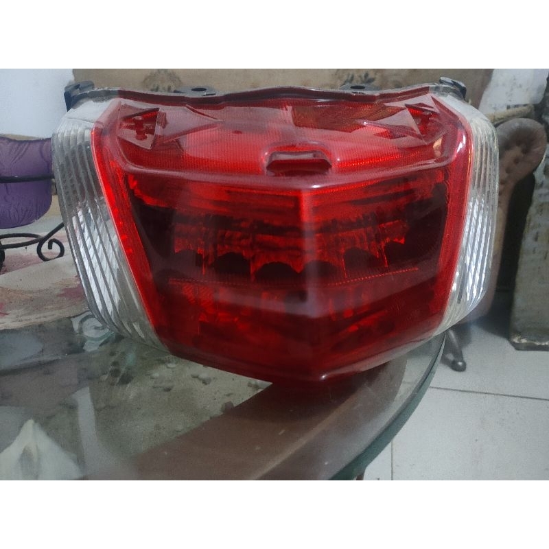 lampu belakang nmax old ori copotan
