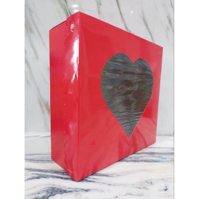 

KOTAK MERAH HATI PILIH UKURAN