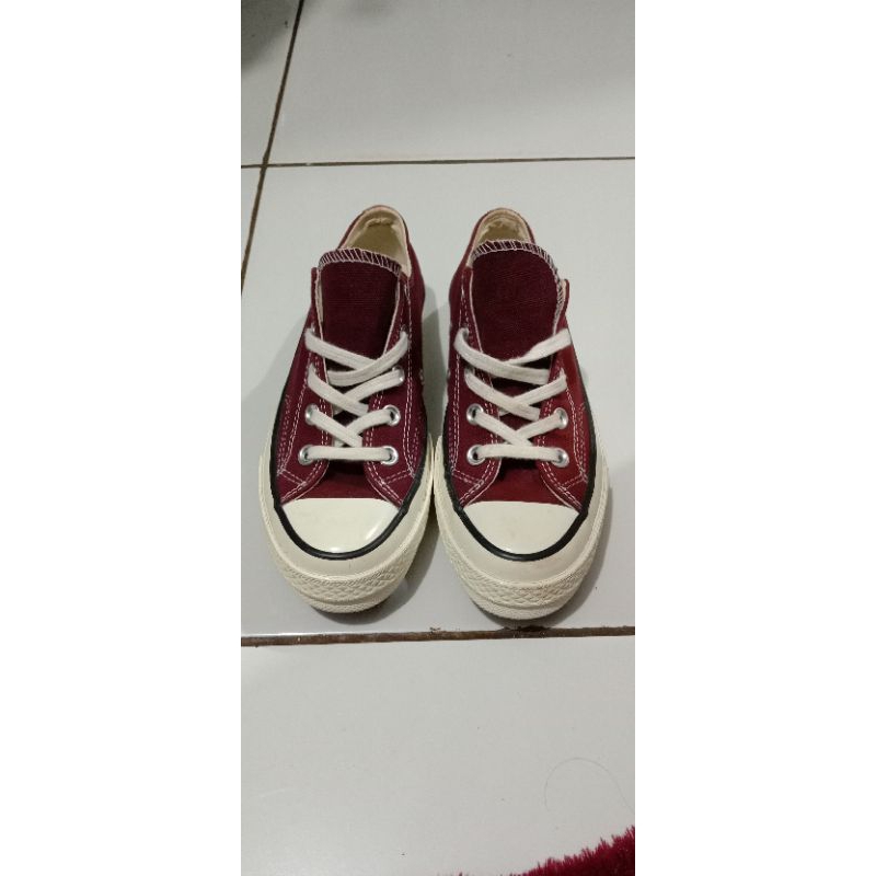 converse chuck taylor maroon