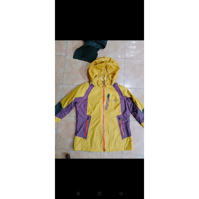 jaket outdoor montbell
