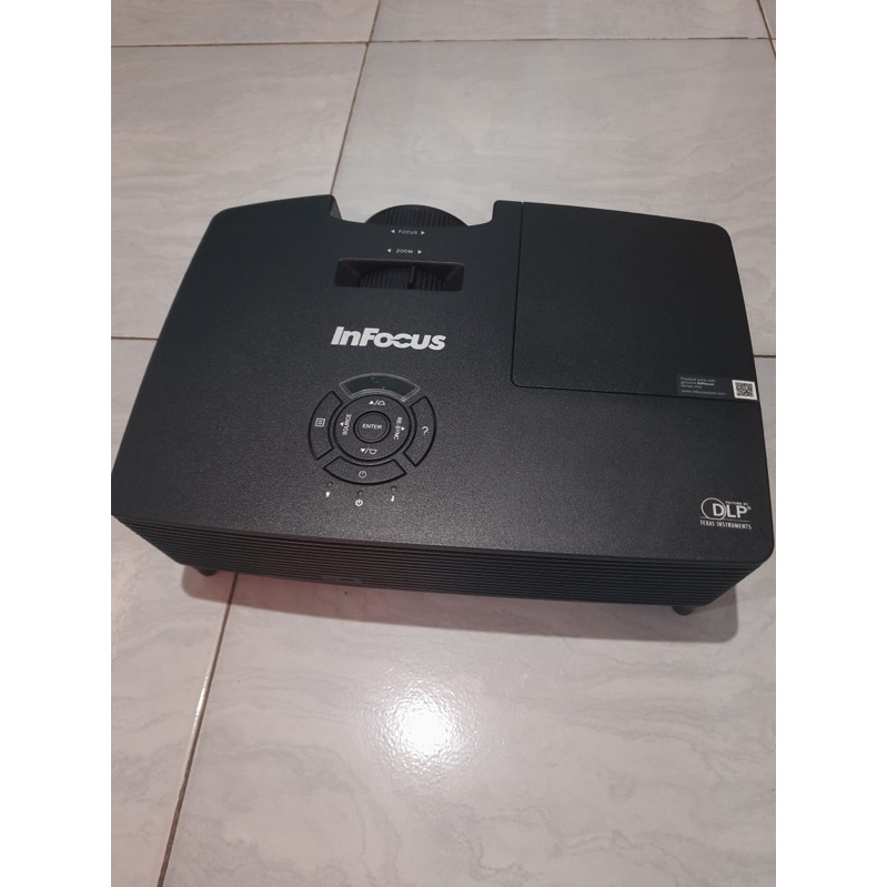 Infocus in 224 / proyektor infocus in 224 ,3500 Lumens