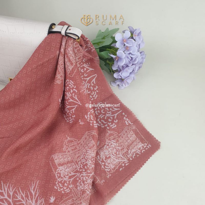 Ruma scarf