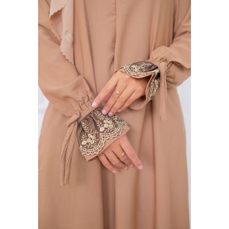 gamis wolfis renda / abaya Queen wolfis / gamis wolfis premium / gamis syar'i / abaya renda