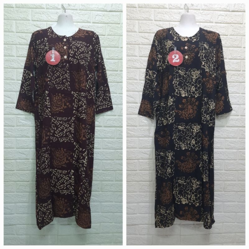 

LONGDRES BOBOK LABEL COKLAT KENCANA UNGU