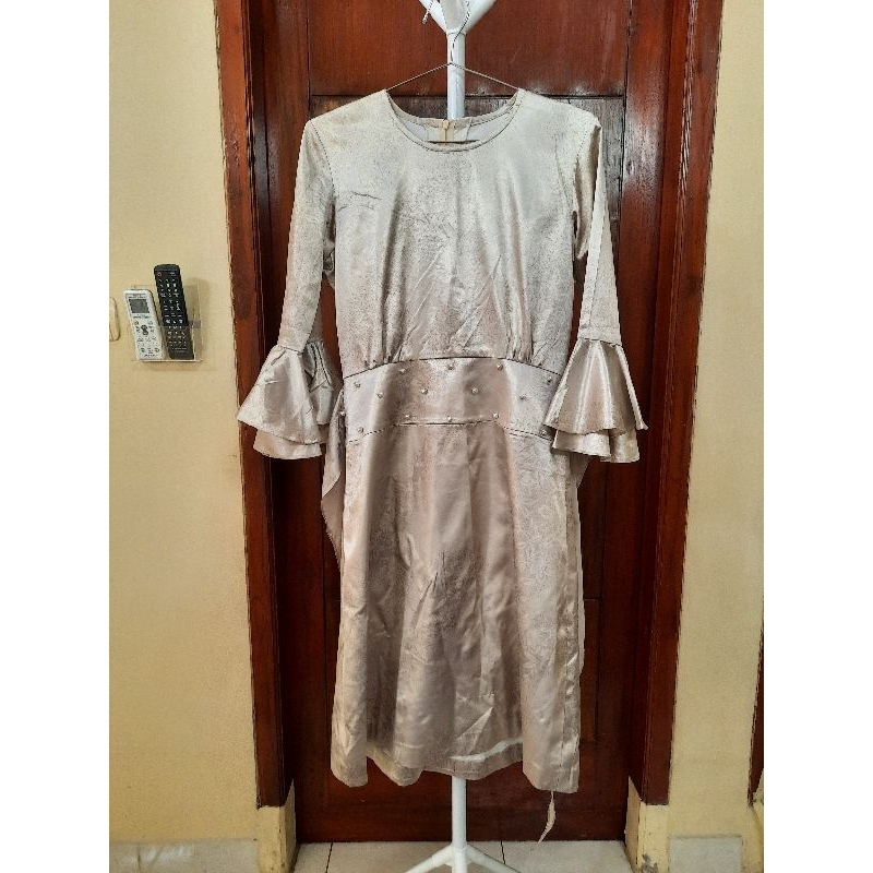 Preloved ‼️ Tunik kondangan satin gold emas