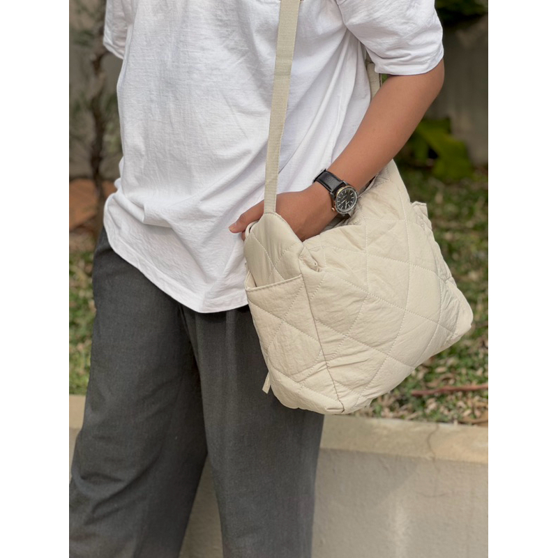 Puffy Sling Bag