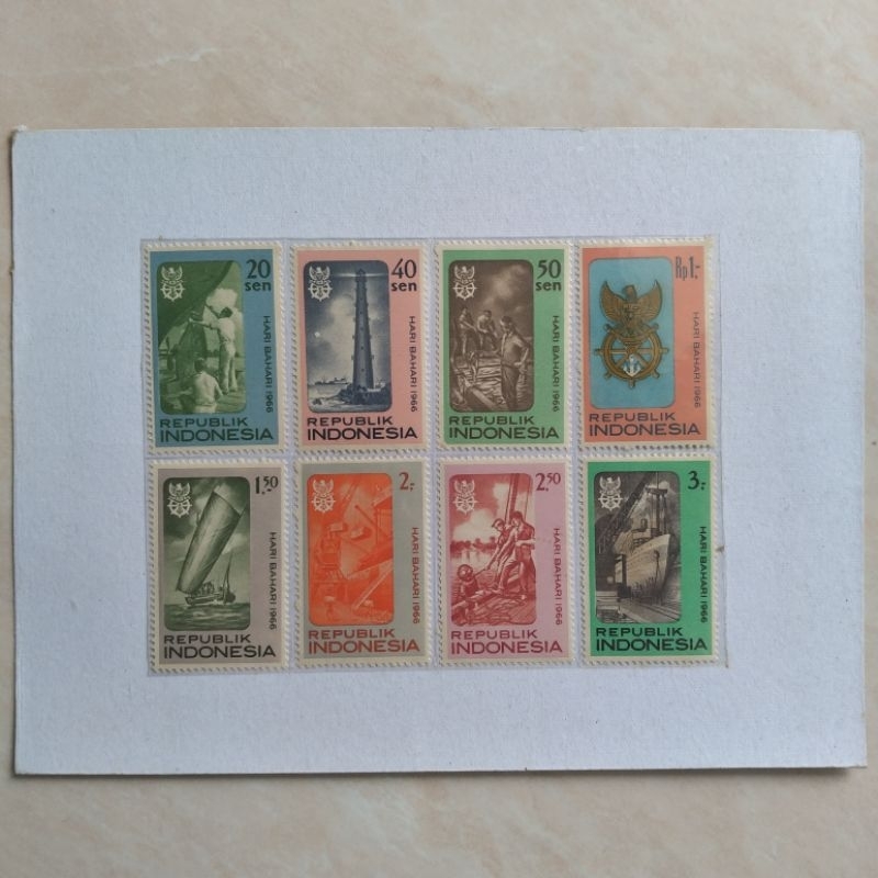 

Set Perangko Prangko Kuno Indonesia Hari Bahari 1966 Mint - YN827
