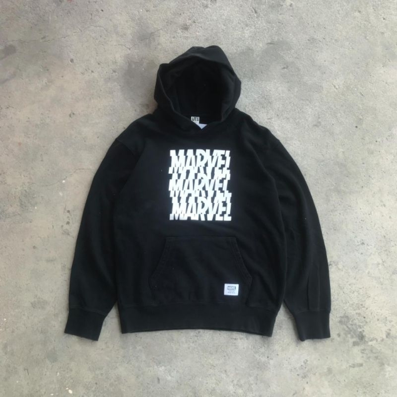 HOODIE UNIQLO X MARVEL