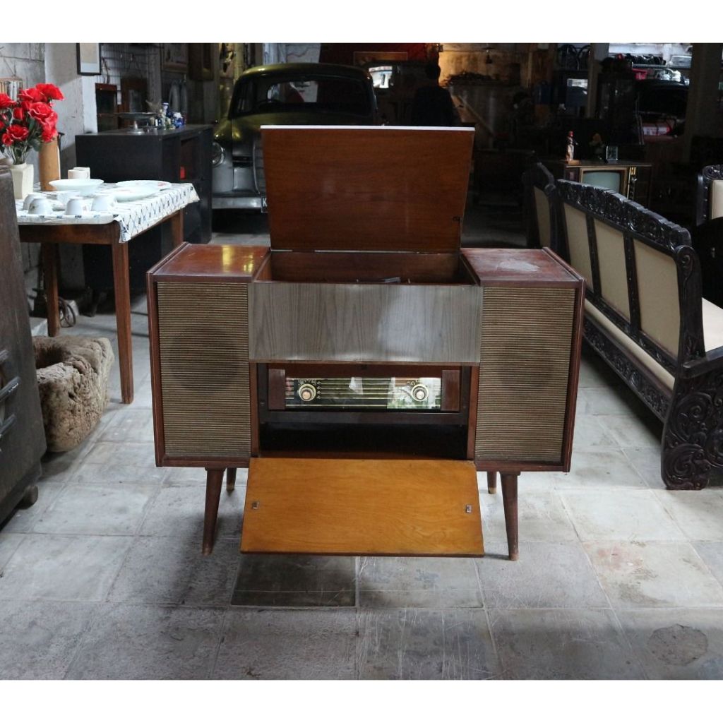 Radio Tabung Kabinet Philips Antik/Turntable lawas