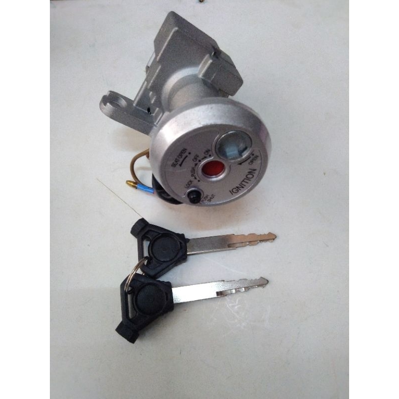 kunci kontak set xeon/soul gt 115/xeon rc/gt 125/aerox 125