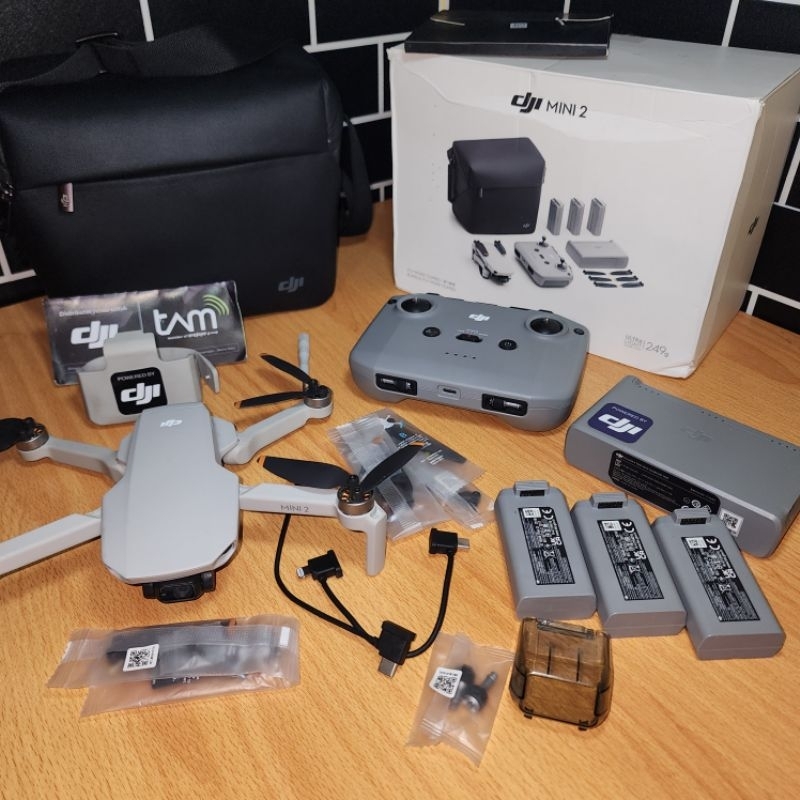 dijual cepat drone dji mini 2 combo bekas seperti baru