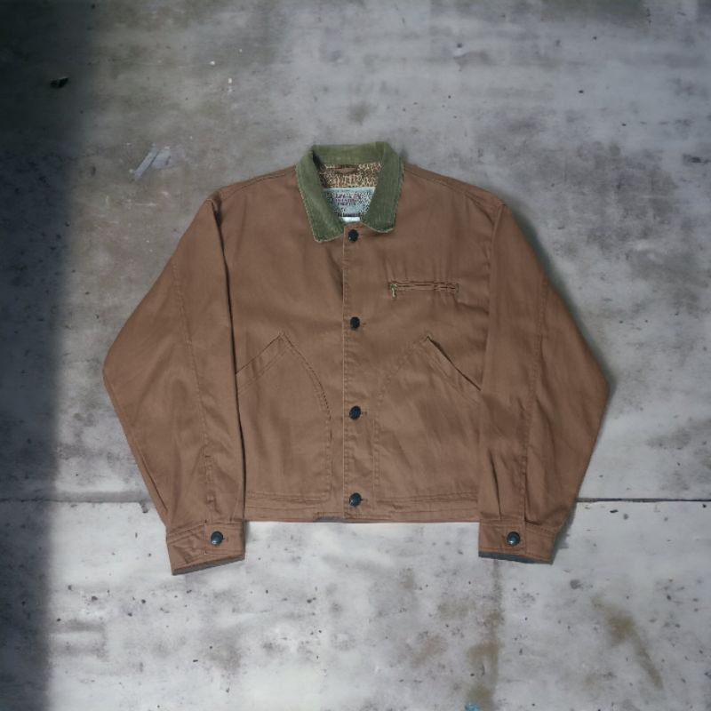 The back fire frontier crop jacket
