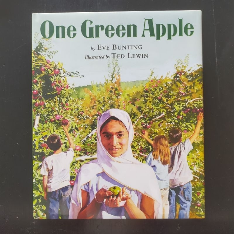 One Green Apple - Eve Bunting & Ted Lewin [Picture Story Book]