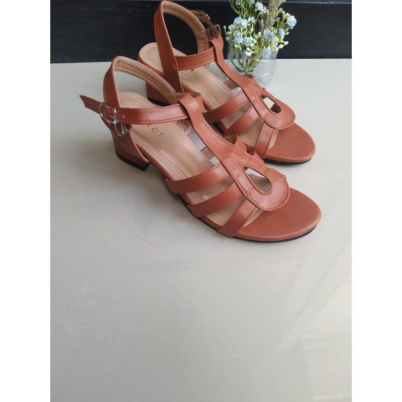 sepatu wanita tali belakang terlaris