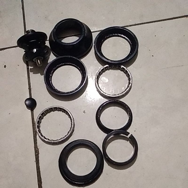 KOM FORK,KOM STIR SEPEDA GUNUNG ,BMX 16 ,BMX 18 ,BMX 20  MANGKOK TANAM BEKAS