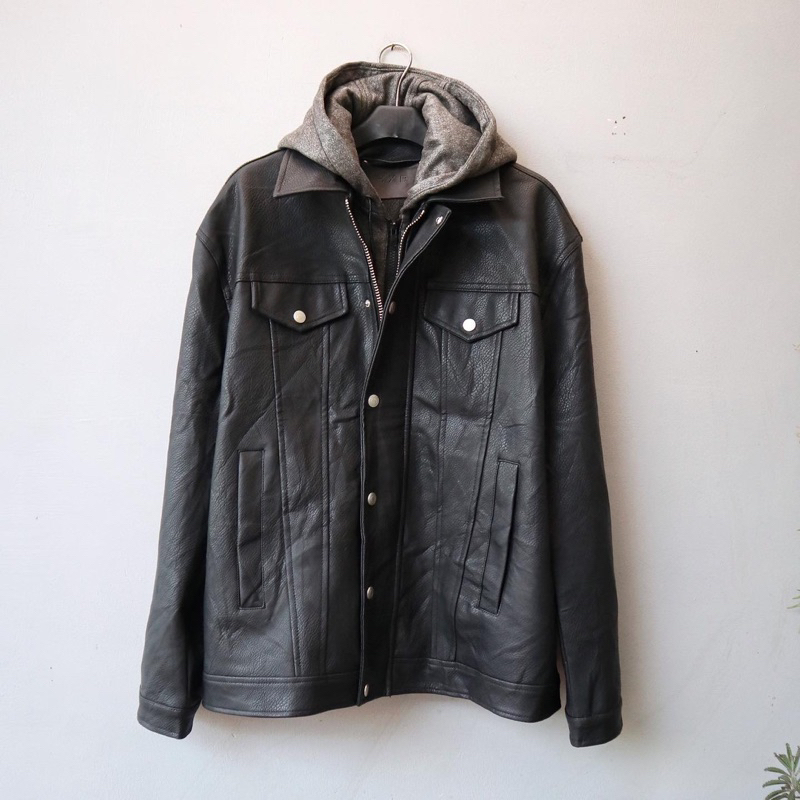 Jaket kulit sintetis hoodie XL Jumbo trucker Pl bekas preloved second