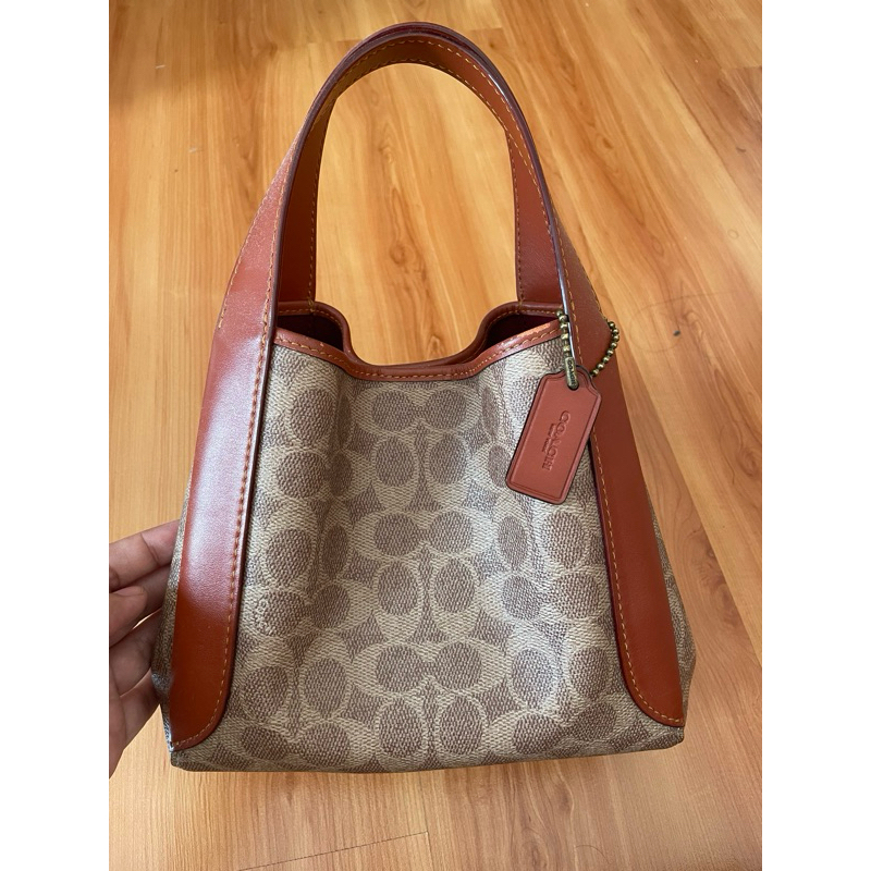 Preloved Coach Hadley