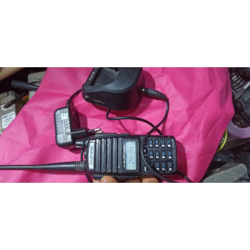 HT Bopeng uv82 vhf uhf