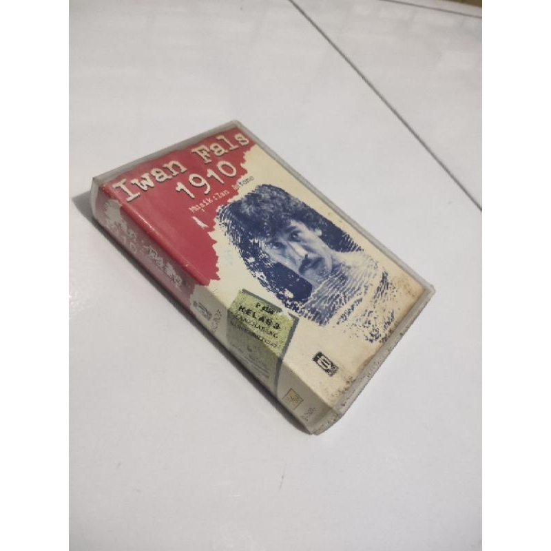 kaset pita iwan fals / 1910 versi box