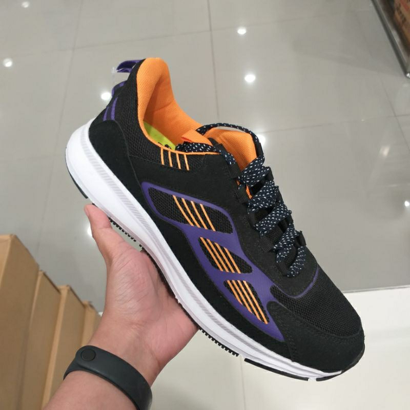 Jackson Active Sepatu Olahraga Pria Ringan Bertali