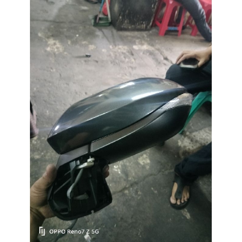 spion sienta ritreck kiri original tanpa tutup kaki
