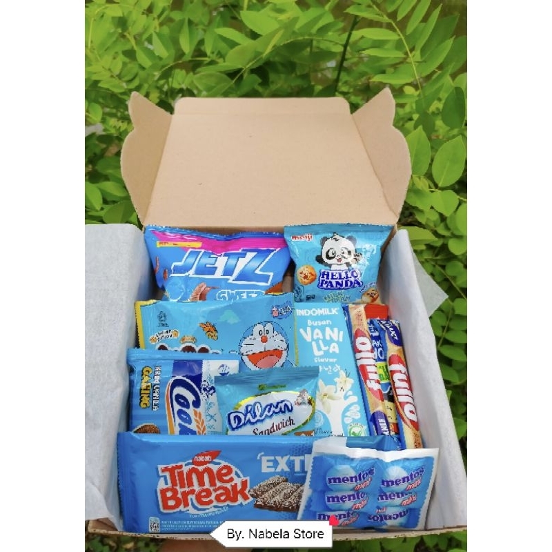 

Hampers SNACK BOX Kado ulang tahun Gift box segala moment warna biru