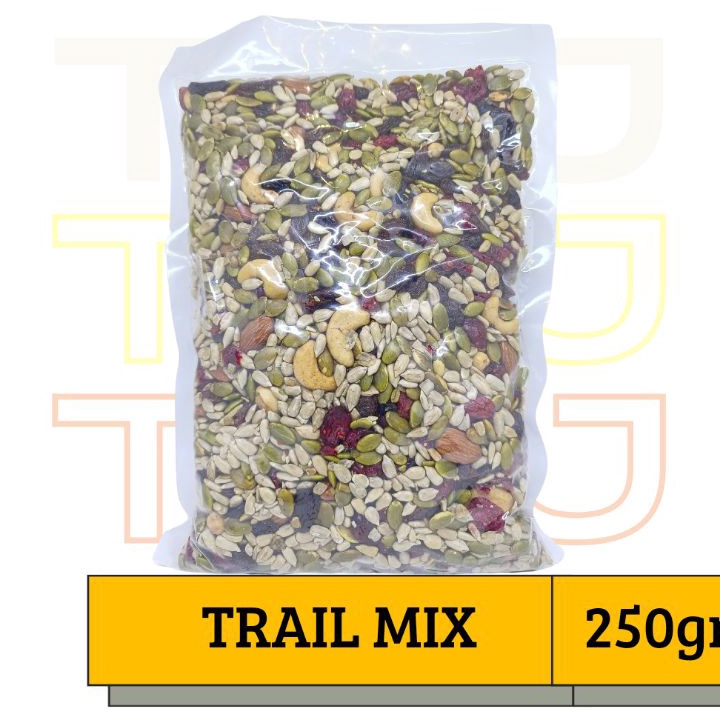 

➦➮✶✺ PREMIUM TRAIL MIX 250 Gr (ALMONDS, CHASEW,CRANBERRY, PUMPKINSEED, SUNFLOWERSEED) Dijual Murah