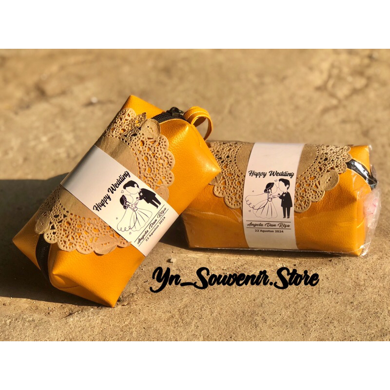 READY STOK SOUVENIR PERNIKAHAN DOMPET POUCH Souvenir Pouch Bahan Vinyl / Souvenir Pernikahan / Souve