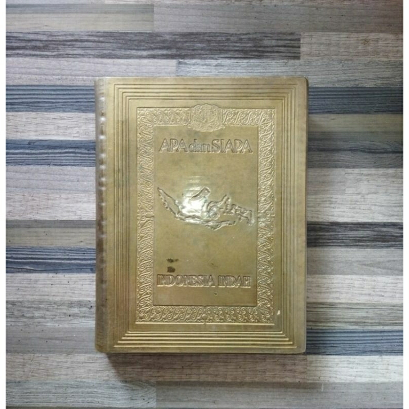 APA DAN SIAPA INDONESIA INDAH