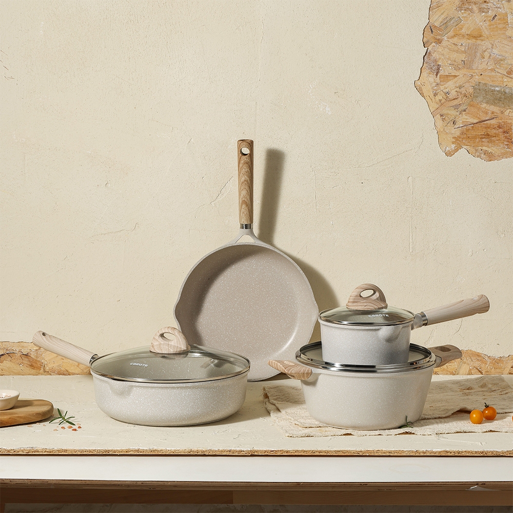 Carote Non-Stick Granite Kitchenware Cookware Set 4 Pieces Wok Die Casting Suitable for Induction Co