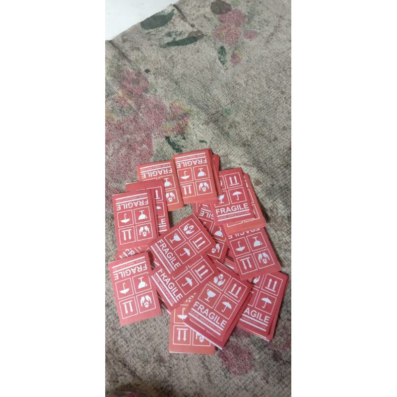 

STIKER FRAGILE BAHAN MIX BONTAK DOFT DAN GLOSY