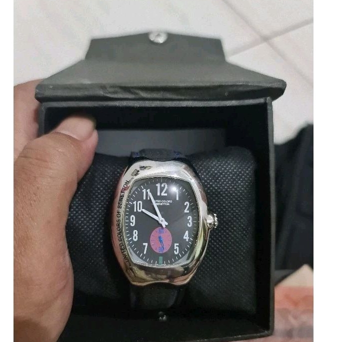 jam tangan original united colors of benetton mulus likenew preloved second bekas