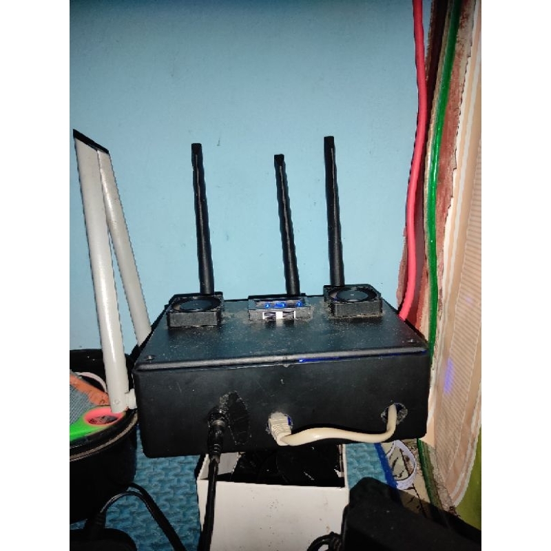 PAKET OPENWRT