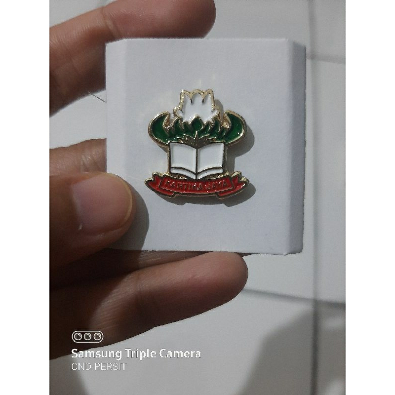 LENCANA YAYASAN KARTIKA JAYA