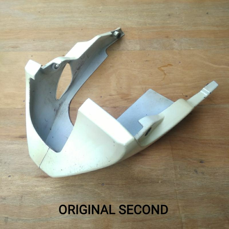 Undercowl Under Cover Tebeng Lumpur Honda CB150R Old Lama Original Second