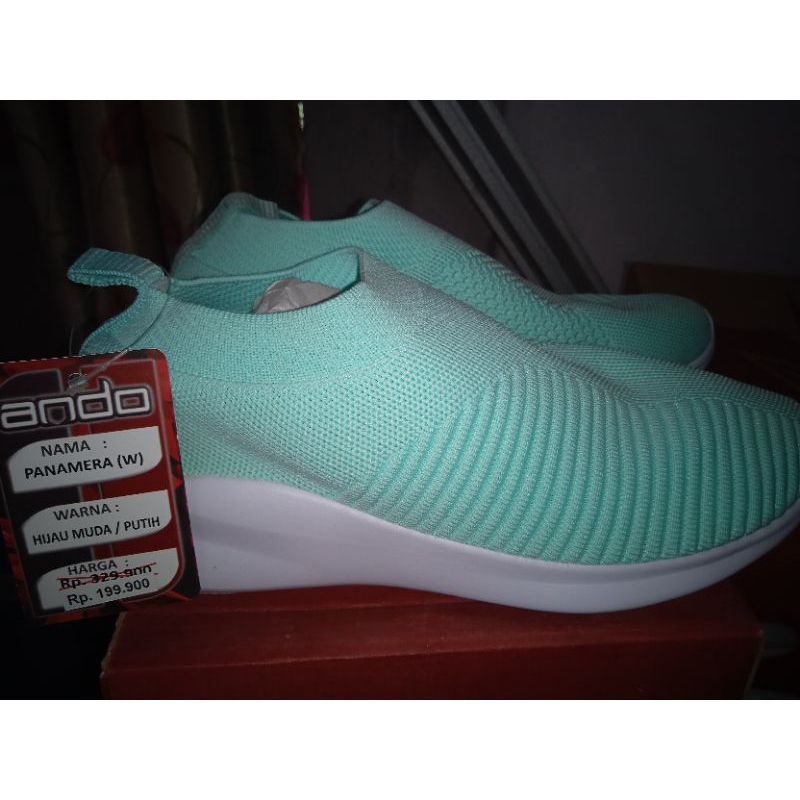 Sepatu Slip On ANDO