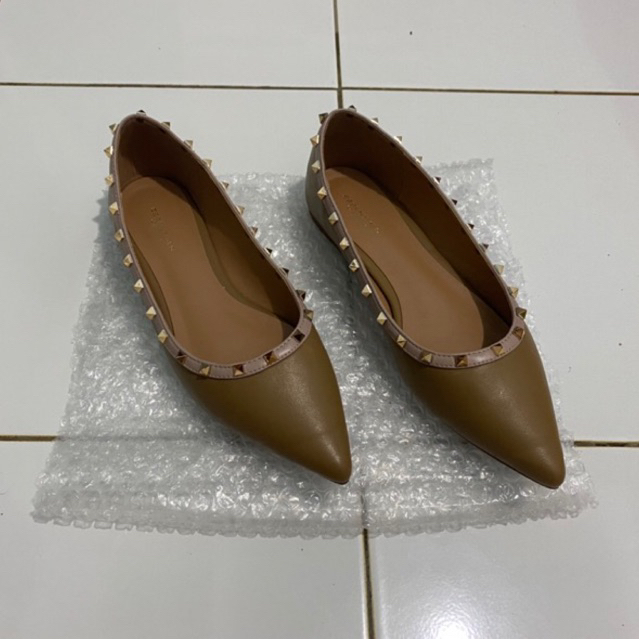 Sepatu URBAN&CO Essentials Shoes Aisley Wanita