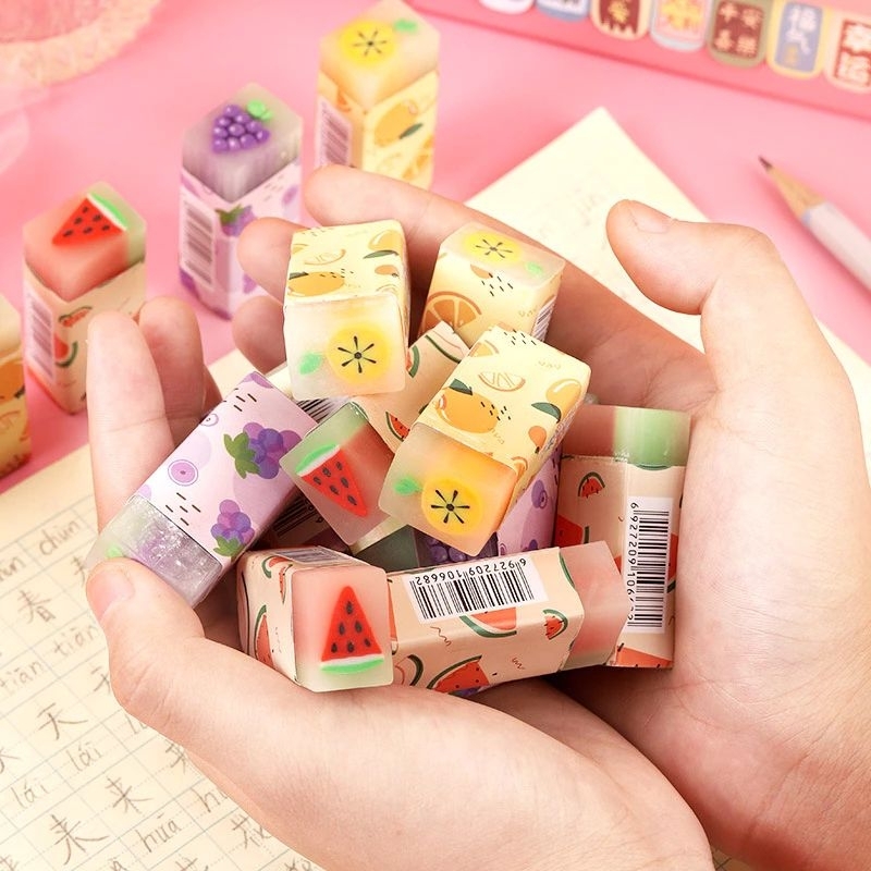 

Qreinashop Penghapus Motif Karakter Lucu