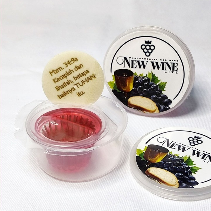 

Minuman Paket Perjamuan Gereja Lite Cup Isi 10-Roti Ayat Kecil